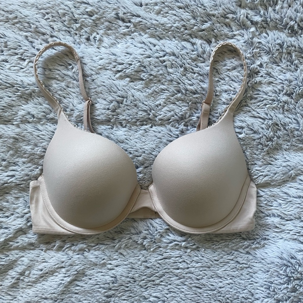 Victoria’s Secret push up bra